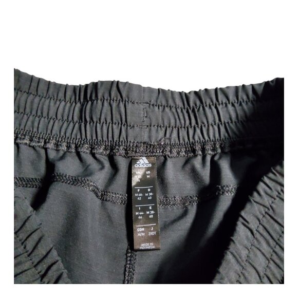 Adidas Activewear Shorts Women's Size Medium Black Athletic Gym - Picture 4 of 8
